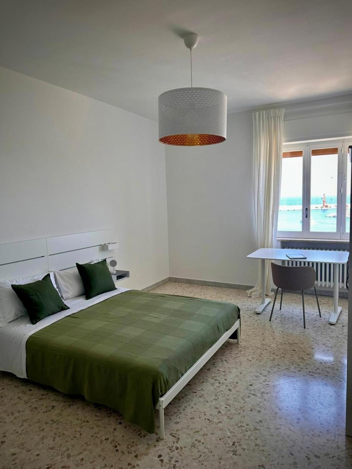 Ferienwohnung Endless Charm By Travel With Gianni Monopoli Exterior foto